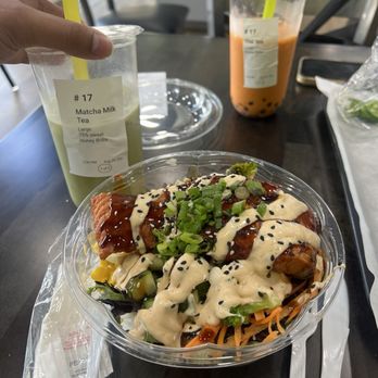 Pho & Banh Mi Eatery Cafe - Creamy Sesame Salmon Bowl - Bubble Tea Near Me - Arlington, Virginia