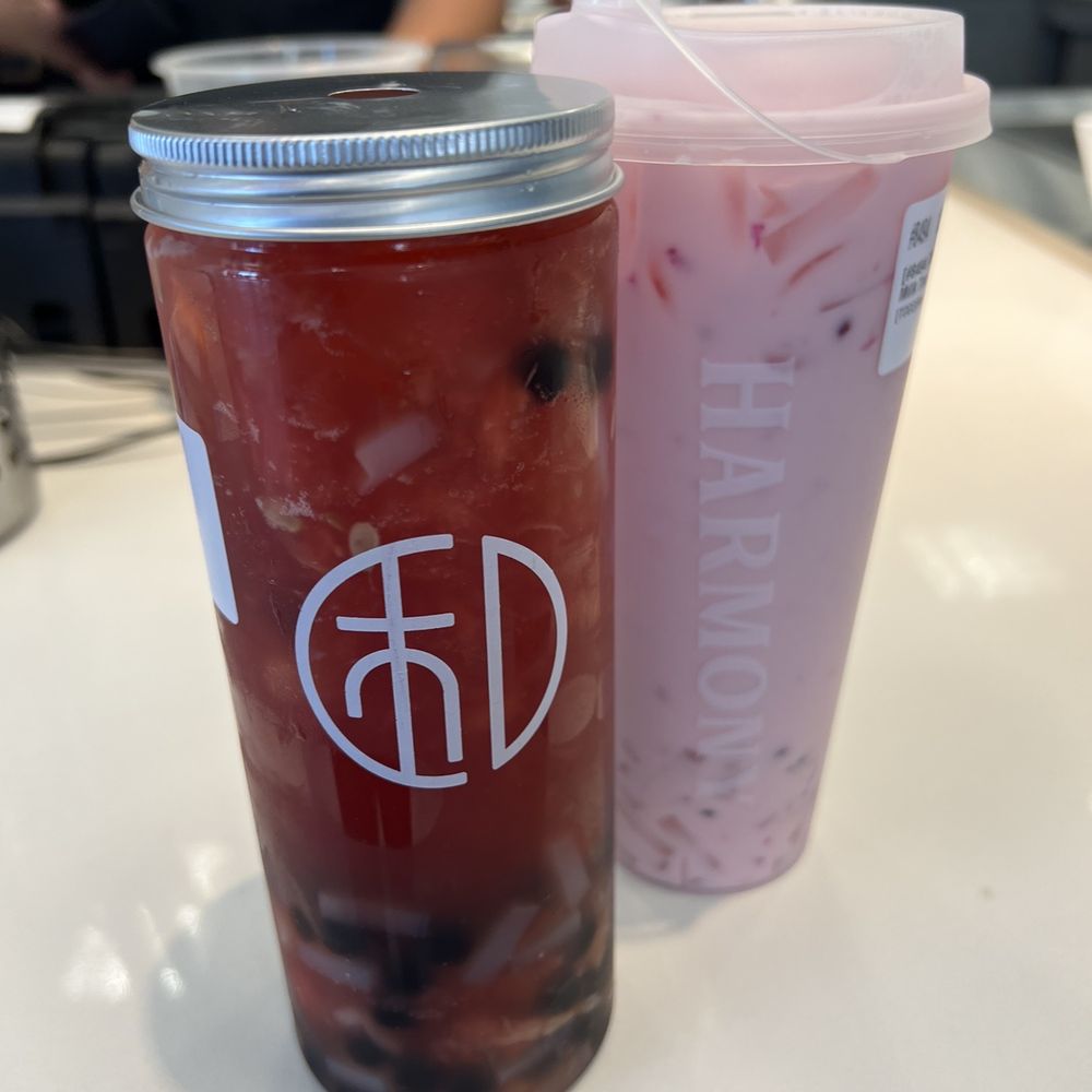 two cups of iced tea two cups of iced tea