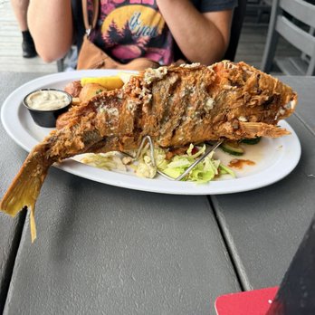 Dixie Fish Company - Seafood Near Me - Fort Myers Beach, Florida