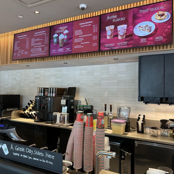 Starbucks - Coffee & Tea Near Me - Tampa, Florida Starbucks - Coffee & Tea Near Me - Tampa, Florida