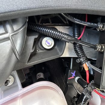 4X Offroad - Clean wiring and install - Auto Repair Near Me - Vista, California