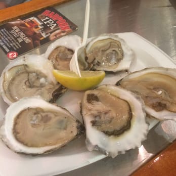 The Oyster Bar - Oysters - Seafood Near Me - Boston, Massachusetts