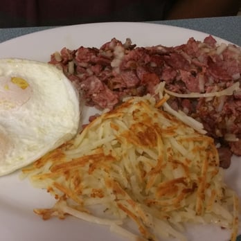 Jamms Restaurant - Corned beef hash - Breakfast & Brunch Near Me - Las Vegas, Nevada Jamms Restaurant - Corned beef hash - Breakfast & Brunch Near Me - Las Vegas, Nevada