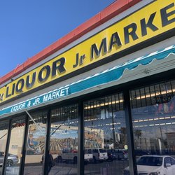 Beautiful store! Great location.