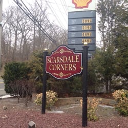 Big Top of Scarsdale - Small strip mall with way access and parking. Near highways and homes.