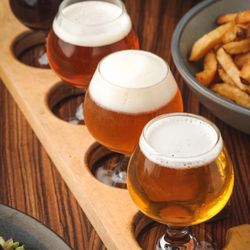 Flying Saucer Draught Emporium - Build Your Own Flight -- four pours, your picks.