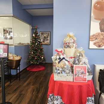 Kilwins Ice Cream - Chocolate - Fudge - Ice Cream & Frozen Yogurt Near Me - St Johns, Florida