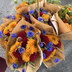 Sunrise Nursery - Large bouquets with teddy bear sunflowers