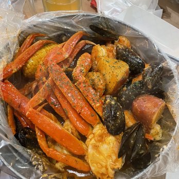 Cajun Boil - Combo #4 mussels, shrimp, snow crab, with potatoes, sausage and corn - Cajun/Creole Near Me - Miami, Florida