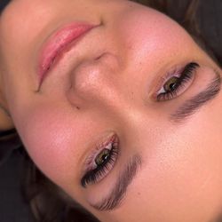 Moore Lashes and Beauty - Eyelash Extensions 
Volume