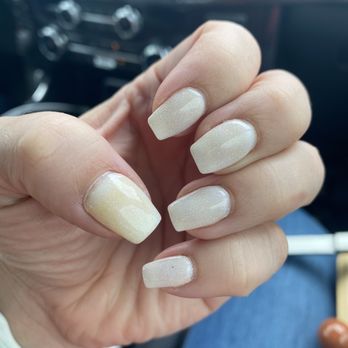 Bellagio Nails Bar - Yellowing after just a few days - Nail Salons Near Me - Plano, Texas Bellagio Nails Bar - Yellowing after just a few days - Nail Salons Near Me - Plano, Texas