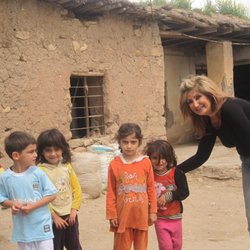 Pharmacist Nidhal goes to Many missions helping the refugees all over.
