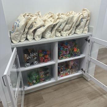 Small Smiles Pediatric Dentistry - Prizes for the kids. - Pediatric Dentists Near Me - Garden City, New York