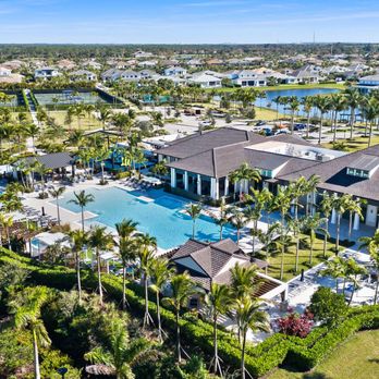 Jen The Broker - Avenir in Palm Beach Gardens - Real Estate Agents Near Me - Palm Beach Gardens, Florida Jen The Broker - Avenir in Palm Beach Gardens - Real Estate Agents Near Me - Palm Beach Gardens, Florida
