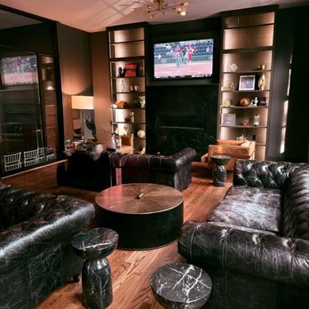 Churchills On Cherry - Private lounge - Cigar Bars Near Me - Macon, Georgia