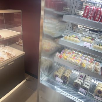 Sweet Hut Bakery Cafe - cold case - Bakeries Near Me - Bradenton, Florida Sweet Hut Bakery Cafe - cold case - Bakeries Near Me - Bradenton, Florida