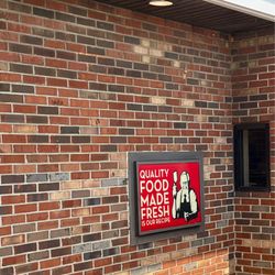 Wendy's - Side exterior