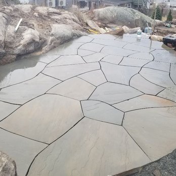 Justin Barr Stonemasonry - Irregular bluestone patio completed in Gloucester Ma. - Masonry/Concrete Near Me