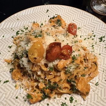 Stella Bar & Restaurant - Tuscan chicken pasta - Bars Near Me - Troy, Michigan