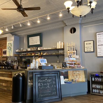 Collage Coffee - the interior of a coffee shop - Coffee & Tea Near Me - Grove City, Pennsylvania Collage Coffee - the interior of a coffee shop - Coffee & Tea Near Me - Grove City, Pennsylvania