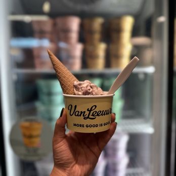 Van Leeuwen Ice Cream - Long Beach - Ice Cream & Frozen Yogurt Near Me - Long Beach, California