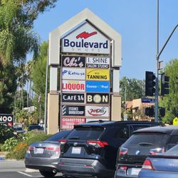 Boulevard Shops - The sign