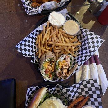 Speedwell Tavern - Buffalo chicken wrap, burger, wings - American Near Me - Plymouth, Massachusetts