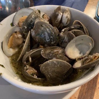 The Daily Catch - Lott lenecks steamers - Italian Near Me - Boston, Massachusetts The Daily Catch - Lott lenecks steamers - Italian Near Me - Boston, Massachusetts