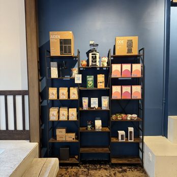 Drip Studio - Coffee & Tea Near Me - Honolulu, Hawaii