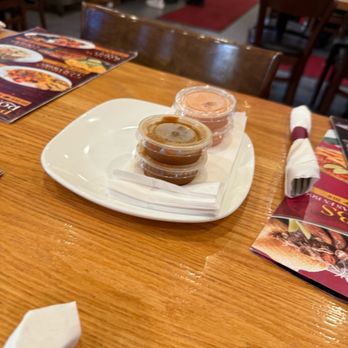 Noches De Colombia - They put this on the table at first, I'm not sure why. - Spanish Near Me - Newburgh, New York