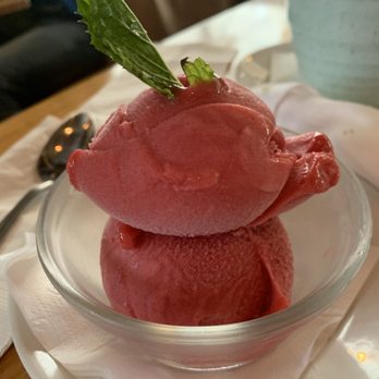 Stella's - Raspberry Gelato - Mediterranean Near Me - Richmond, Virginia