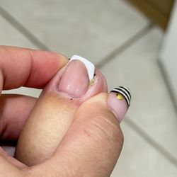 Metro Nail Lounge