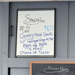 Primo’s Truck Diner