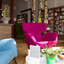 Buch-Café Nero39 - Buch-Café Nero39 - Sicht in den Laden von vorne