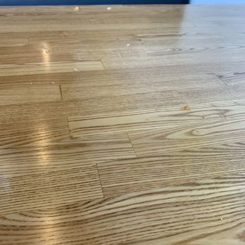 Howdy Hot Chicken - Dirty table - Chicken Shop Near Me - Sugar Land, Texas