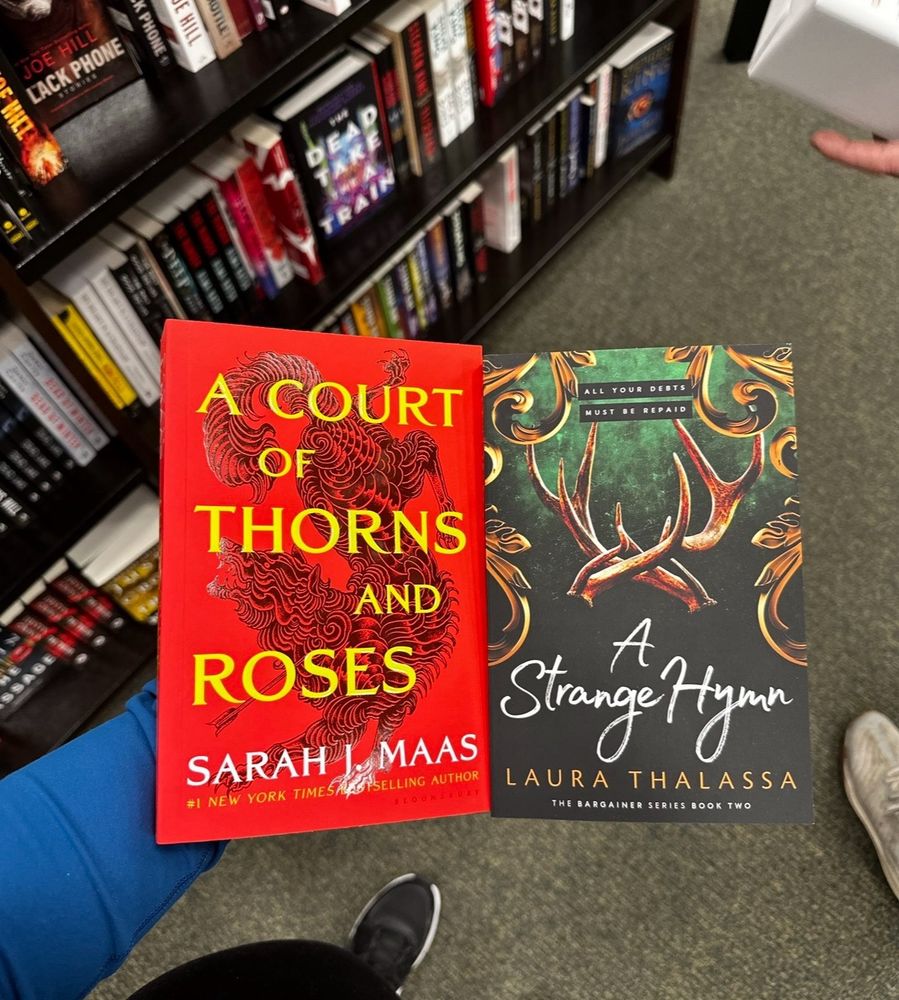 BARNES & NOBLE BOOKSELLERS Updated September 2024 14 Photos & 16