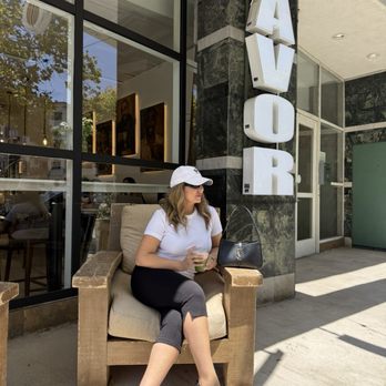 Savor - Outdoor seating - Coffee & Tea Near Me - Los Angeles, California Savor - Outdoor seating - Coffee & Tea Near Me - Los Angeles, California