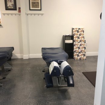 Coconut Grove Chiropractic - Time to adjust - Chiropractors Near Me - Miami, Florida
