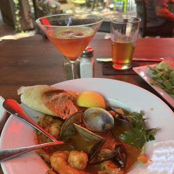 Bitter End - Seafood stew, strawberry gimlet - Bars Near Me - Wells, Maine