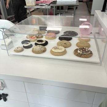 Crumbl - Downey - Bakeries Near Me - Downey, California Crumbl - Downey - Bakeries Near Me - Downey, California