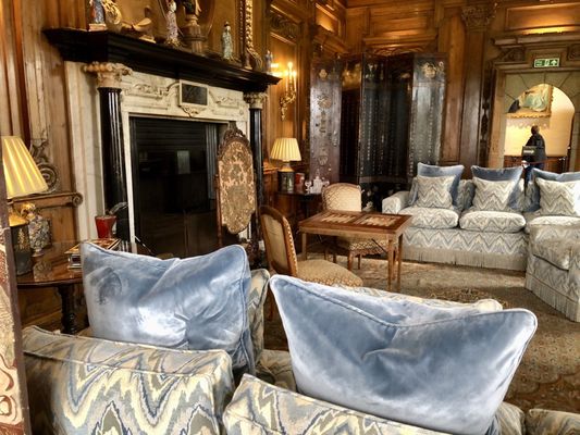 Leeds Castle by null