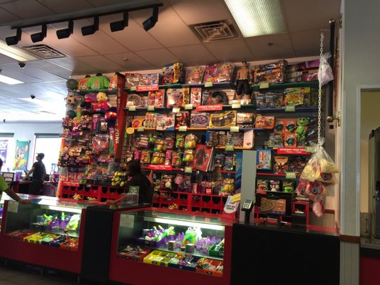 Chuck E Cheese 2019 All You Need To Know Before You Go With