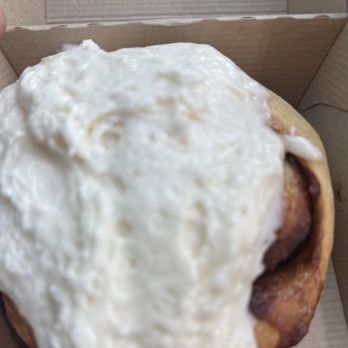 Cinnaholic - Old Skool (Vanilla Frosting) - Bakeries Near Me - Henderson, Nevada Cinnaholic - Old Skool (Vanilla Frosting) - Bakeries Near Me - Henderson, Nevada