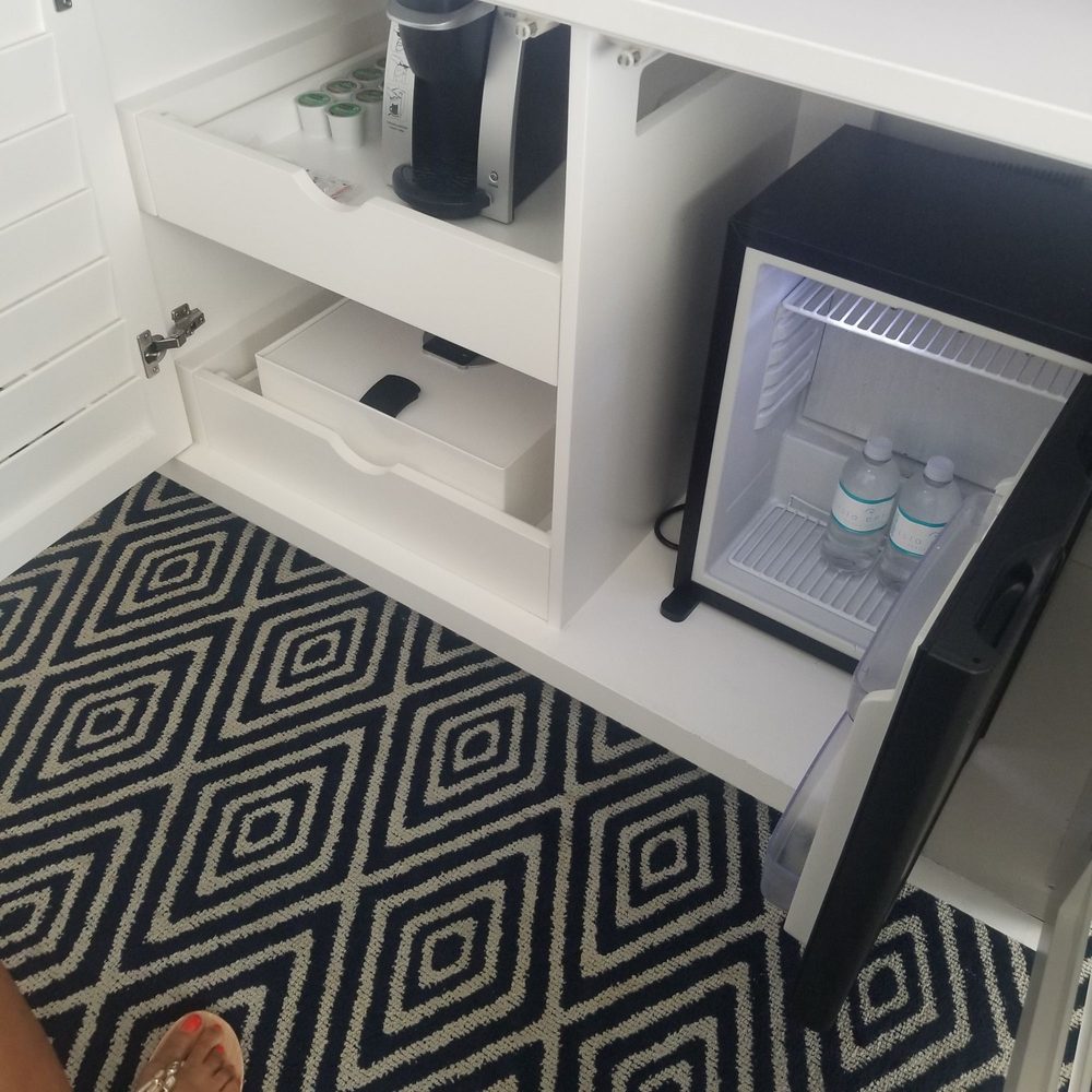 The Spa at Isla Bella - Fridge and coffee maker in every room - Skin Care Near Me - Marathon, Florida The Spa at Isla Bella - Fridge and coffee maker in every room - Skin Care Near Me - Marathon, Florida