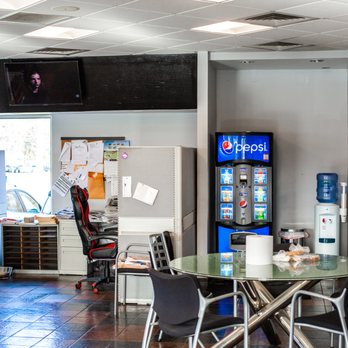 Avon Auto Brokers - Car Brokers Near Me - Brockton, Massachusetts