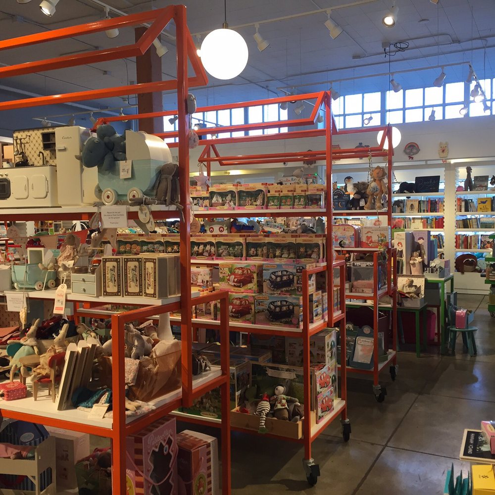 Captain Little - Big selection - Toy Stores Near Me - Olympia, Washington Captain Little - Big selection - Toy Stores Near Me - Olympia, Washington