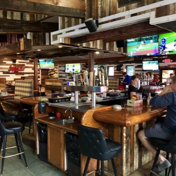 St. Paul Tap - Inside bar - American Near Me - Saint Paul, Minnesota