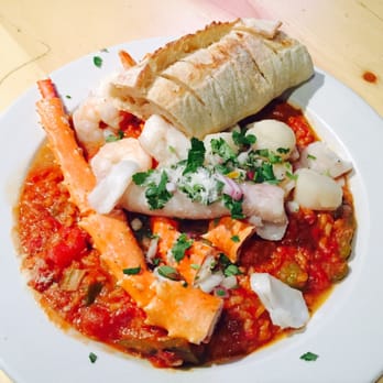 Toomey's - Hearty seafood jambalaya with LOTS of seafood and delicious fresh bread - New American Near Me - Mammoth Lakes, California Toomey's - Hearty seafood jambalaya with LOTS of seafood and delicious fresh bread - New American Near Me - Mammoth Lakes, California
