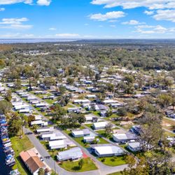 Holiday RV Park - Holiday RV Park in Leesburg, FL