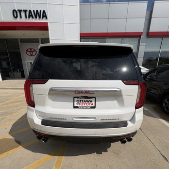 Ottawa Toyota - Car Dealers Near Me - Ottawa, Illinois